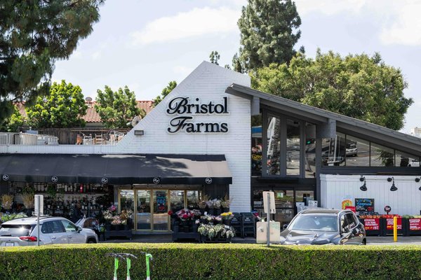 Organisez vos événements avec le meilleur traiteur à courbevoie